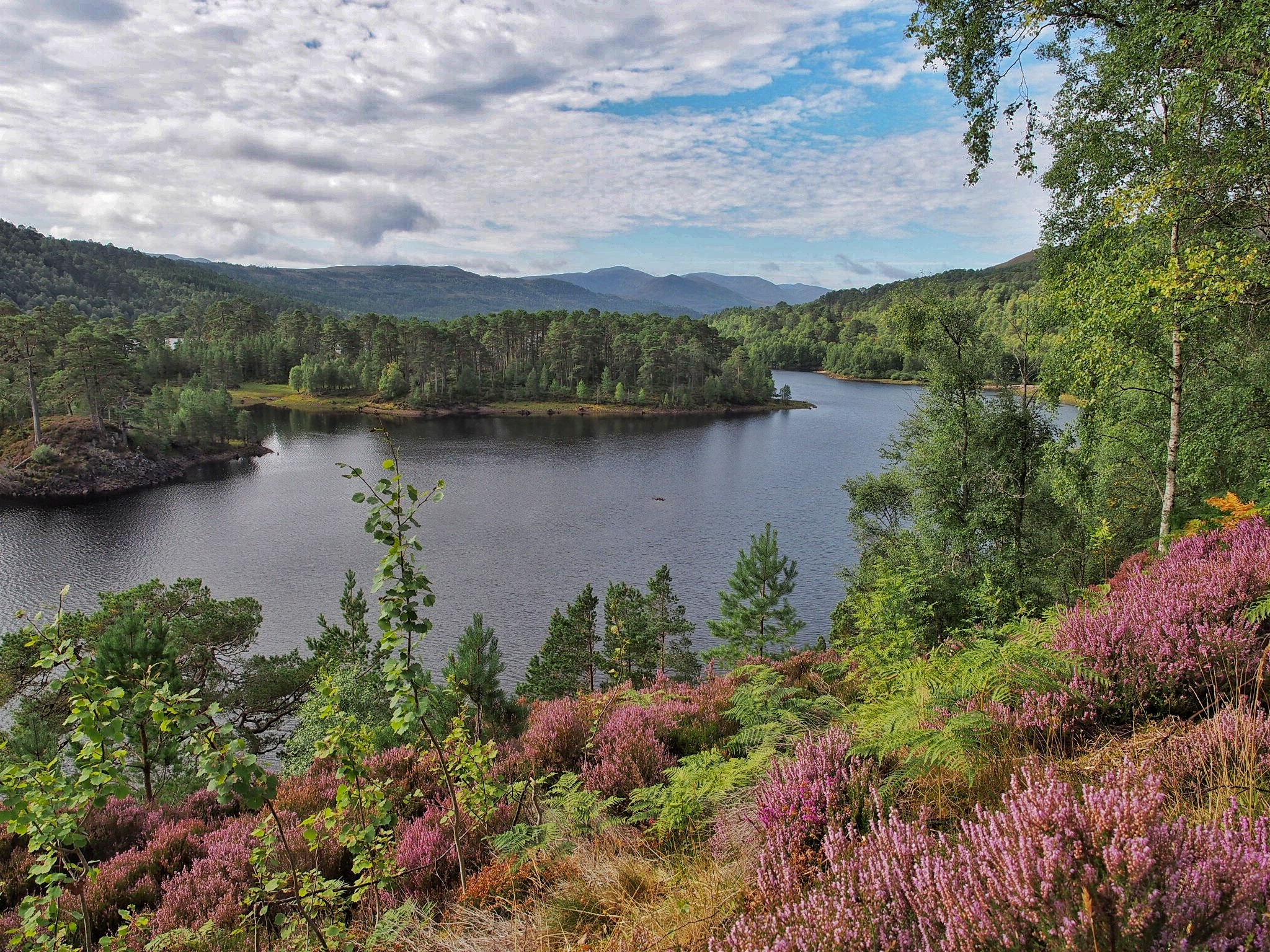 Je hoeft in Schotland nooit ver te rijden voor zulke mooi foto's.<br>
Man muss in Schottland nie weit fahren um solche Bilder machen zu können.